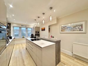 Photo 7- click for photo gallery